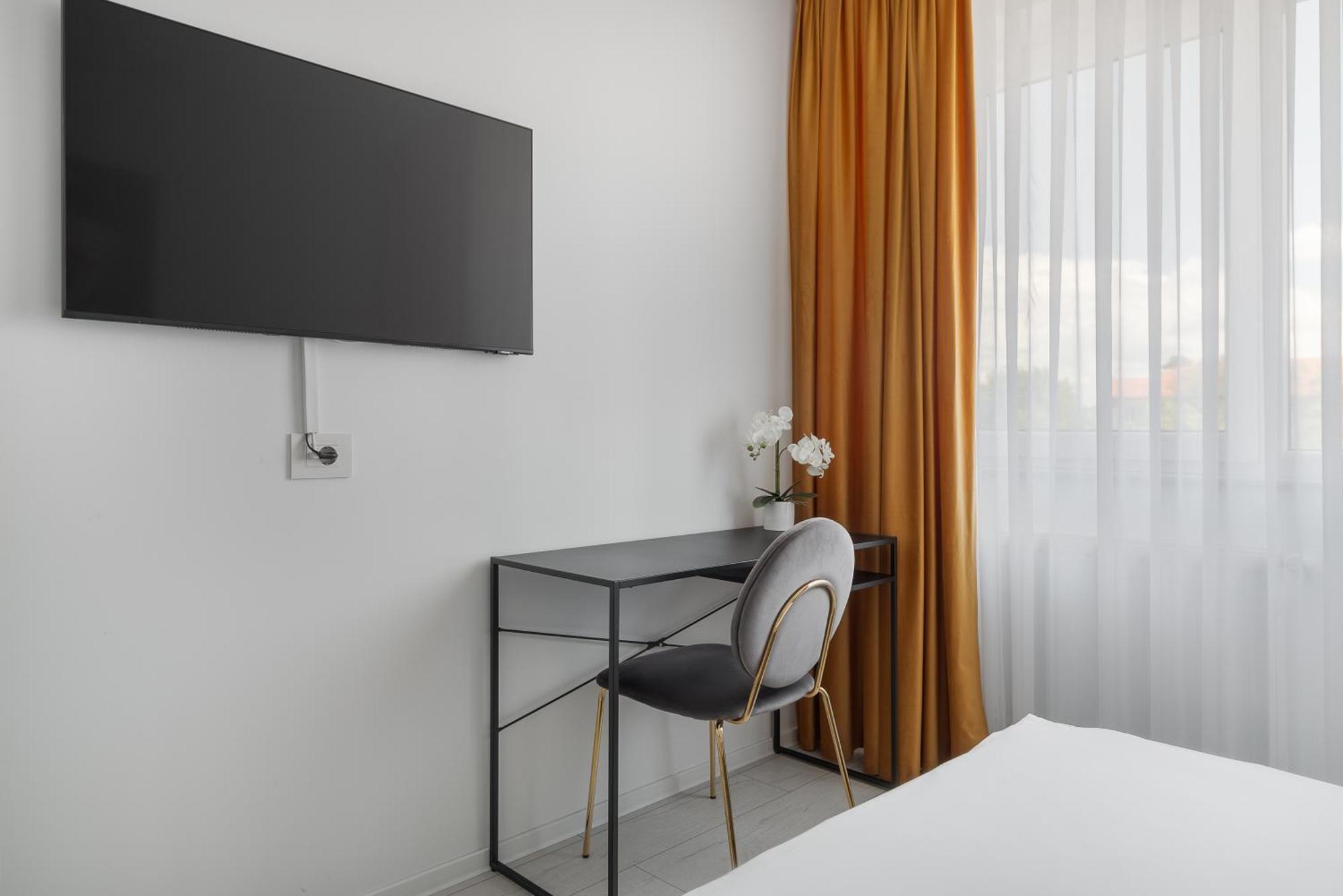 Appartement Blanco à Oradea Extérieur photo