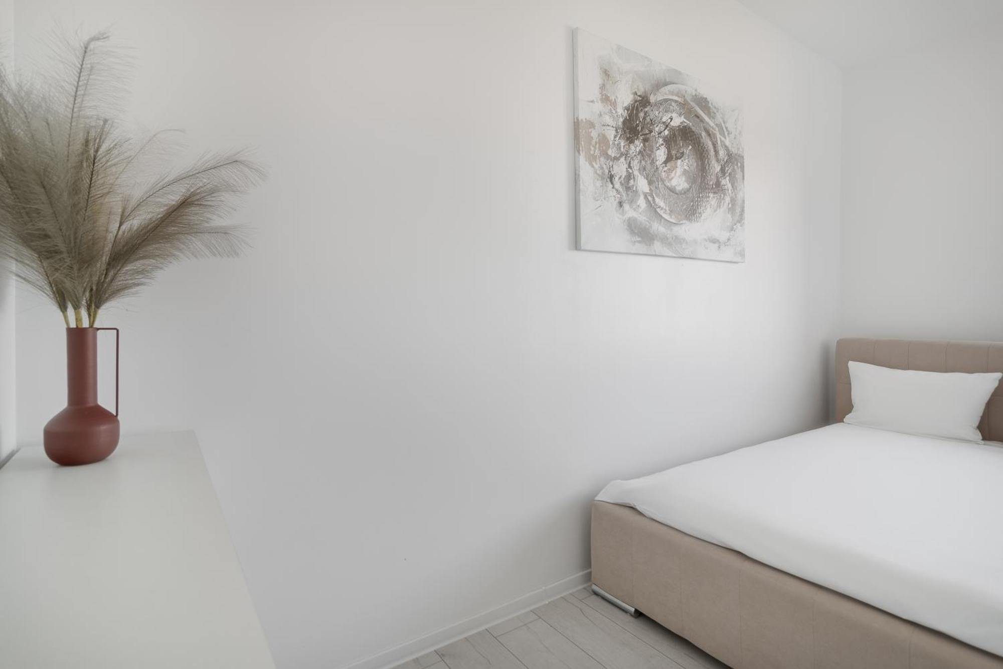 Appartement Blanco à Oradea Extérieur photo