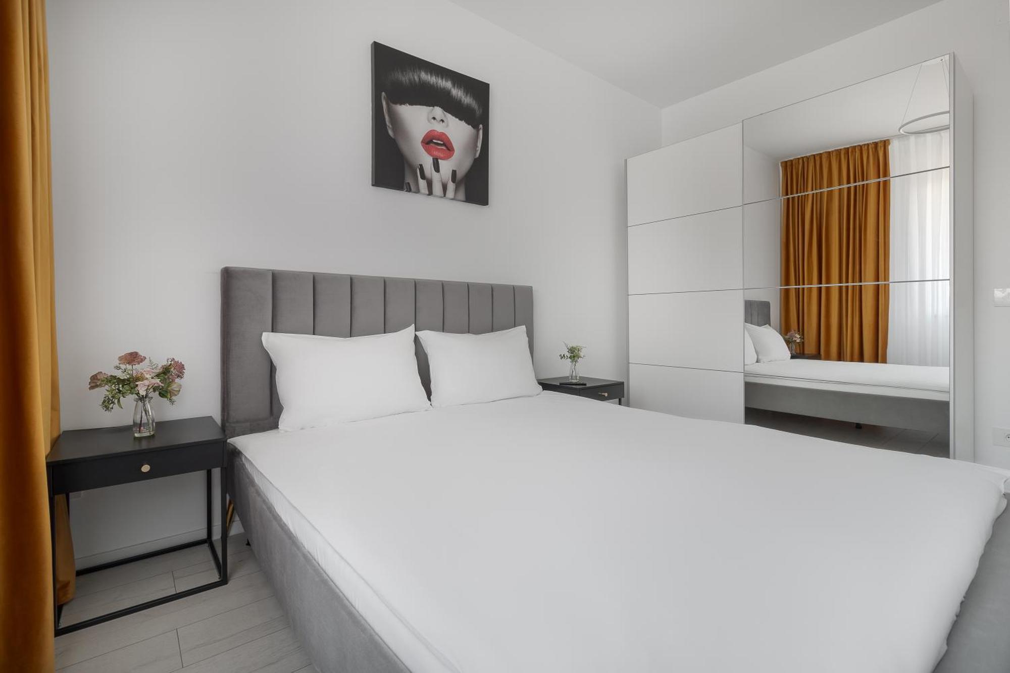 Appartement Blanco à Oradea Extérieur photo
